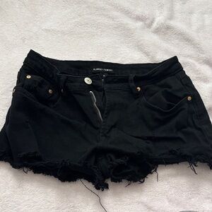 ALMOST FAMOUS |Black Distressed Women Shorts